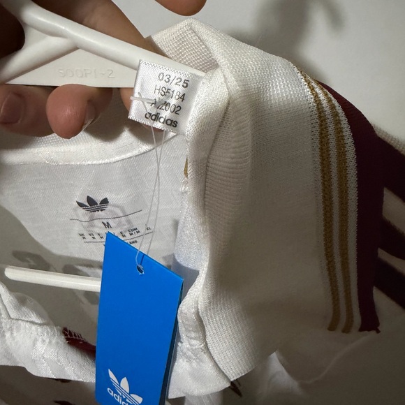 Arsenal 2025/2026 Jersey Gyokeres - Picture 3 of 7